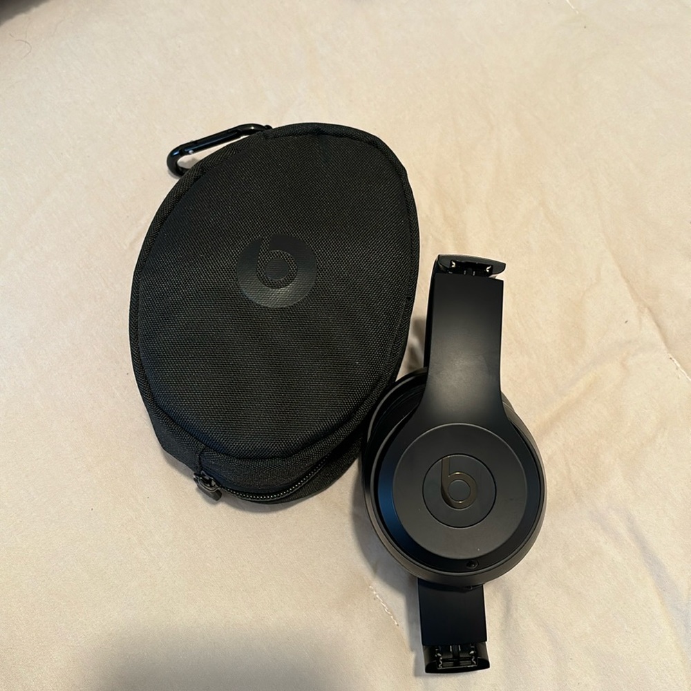 Beats - Solo³ Wireless On-Ear Headphones - Matte Black